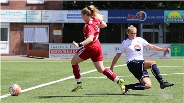 SV Brake in der Frauenfußball-Landesliga mit Laura Pargmann