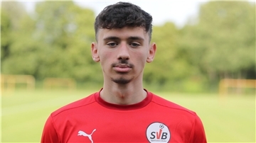 Malik Saliji SV Brake Fußball-Bezirksliga