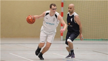 Malte Seltmann spielt Basketball für den SV Nordenham
