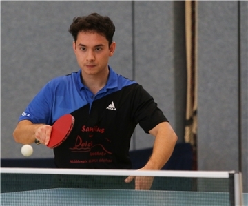 Matej Mudroncek vom Tischtennis-Bezirksligisten Elsflether TB