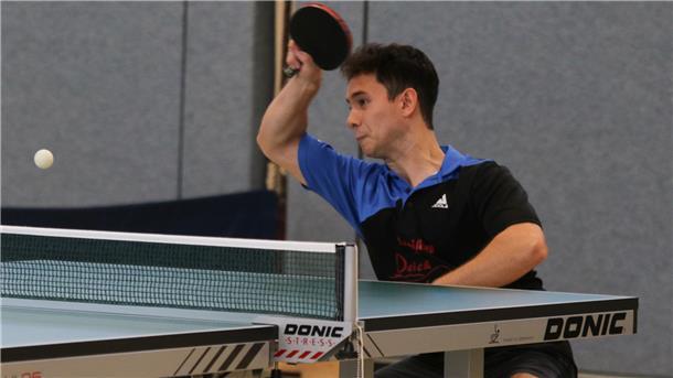 Matej Mudroncek vom Tischtennis-Bezirksligisten Elsflether TB