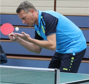Tim Odrian spielt beim AT Rodenkirchen Tischtennis
