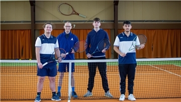 Silas Wittrock, Thomas Delik, Massimo Stüdemann, Jonas Thölen vom SV Nordenham