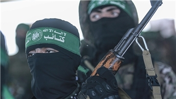 Mitglieder der Izz ad-Din al-Qassam-Brigaden, des militärischen Flügels der palästinensischen islamistischen Hamas-Bewegung (Symbolbild).