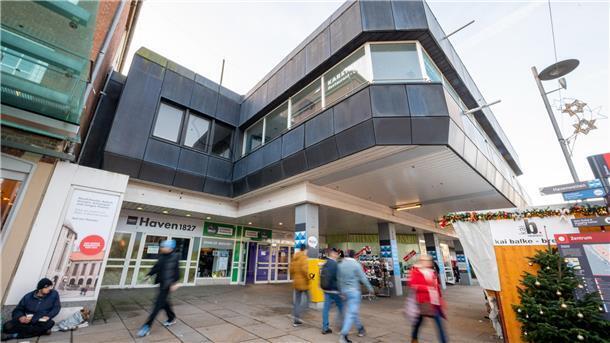 Mitte Januar beginnen die Arbeiten zum Abriss des Karstadt-Gebäudes.