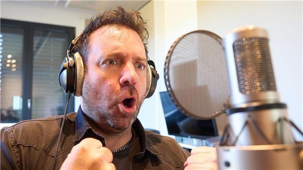 Ikke Hüftgold über ESC-Welt: „Da kommt verdammt viel Hass“ Möchte für Deutschland in Liverpool Punkte sammeln: Sänger Ikke Hüftgold alias Matthias Distel.