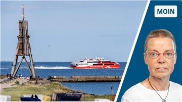Das geteilte Bild zeigt links die Kugelbake in Cuxhaven mit einem Schiff und rechts den Kopf einer Frau