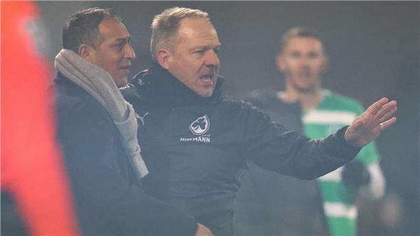 Fürth trennt sich von Trainer und Manager Müssen beide gehen: Manager Rachid Azzouzi (l) und Trainer Alexander Zorniger (r).