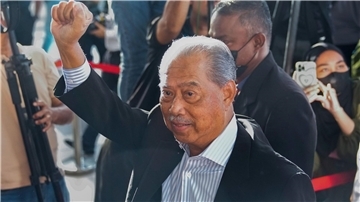 Muhyiddin Yassin weist die Vorwürfe zurück.