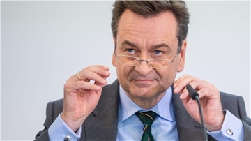 Munich Re Vorstandschef Joachim Wenning hört Ende des Jahres auf. (Archiv)