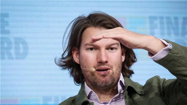 Wechsel an der Führungsspitze der Digitalbank N26 N26-Mitbegründer Valentin Stalf wird sich aus dem operativen Führungsgeschäft der Digitalbank zurückziehen.