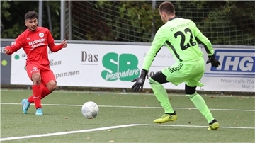 SV Brake mit Ilhan Tasyer in der Fußball-Bezirksliga gegen den VfL Stenum