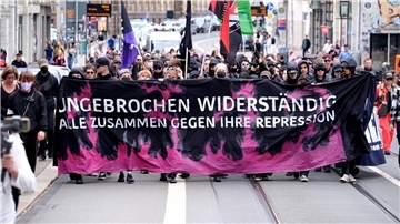 Nach dem „Tag X“ in Leipzig gibt es Hunderte Ermittlungsverfahren - unter anderem gegen Jugendliche.