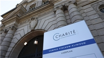 Nach dem Tod von zwei Patienten der  Charité in Berlin steht ein Kardiologe unter Mordverdacht.