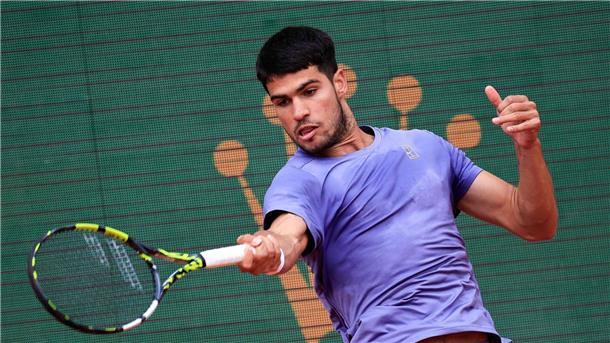 Alcaraz holt Titel bei Tennis-Turnier in Monte- Carlo Nach dem verlorenen ersten Satz drehte Carlos Alcaraz das Endspiel.