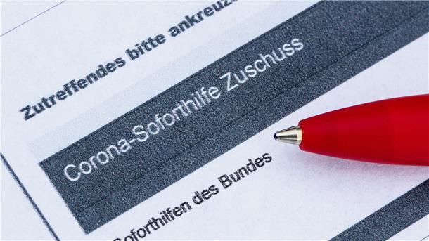 Nach den Corona-Soforthilfen folgen sogenannte Überbrückungshilfen. Die Hürden, an die Fördergelder zu gelangen, sind hoch.