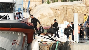 Nach der Entscheidung eines Gerichts in Rom dürfen zwölf Mittelmeer-Flüchtlinge jetzt doch gleich nach Italien.