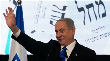Nach der Parlamentswahl in Israel zeichnet sich der rechtskonservative Oppositionsführer Benjamin Netanjahu als klarer Sieger ab. Mit Hilfe eines rechtsextremen Bündnisses könnte dem Politiker nach gut einem Jahr Opposition so ein Comeback gelingen.