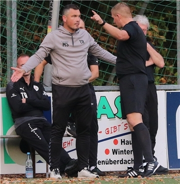 Maik Stolzenberger SV Brake Fußball-Bezirksliga