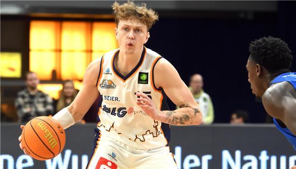 Eisbären machen bei Importspielern einen radikalen Schnitt Nach einem Jahr in der Fremde kehrt Hilmar Smari Henningsson wieder in die Heimat zurück.