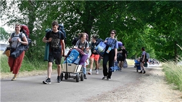 Nach einem rasanten Wochenende reisen die Festivalbesucher wieder ab.