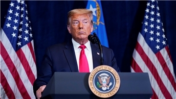 Nach einigem Zögern hat der amtierende US-Präsident Donald Trump die Krawalle seiner Anhänger am Kapitol scharf verurteilt.