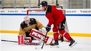 Nach seinem starken Comeback bei den Fischtown Pinguins will sich Torwart Maximilian Franzreb nun auch wieder bei der Nationalmannschaft beweisen und hat die WM im Visier.