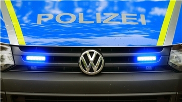 Nachdem die Polizei Donnerstagmittag einen 27-jährigen Ivorer tot in dessen Wohnung gefunden hat, geht sie mittlerweile von einem Tötungsdelikt aus. Die Ermittler haben eine Mordkommission gebildet.