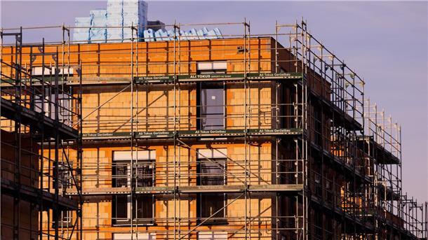 Bundesbank: Baukredit-Zinsen stärker gestiegen als erwartet Neubau von Wohnungen am Kölner Stadtwald.