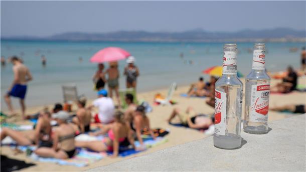 Ballermann-Saison endet: Die Songs und Aufreger des Sommers Neue Benimmregeln am Ballermann - zumindest in der Theorie. (Archivbild)