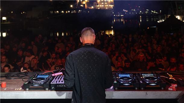 „Berghain“-Flair in Bremerhaven: „NEUS“-Festival wird größer denn je