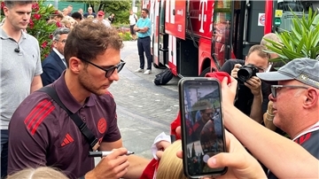 Nicht im Kader - und auf dem Absprung? Leon Goretzka.