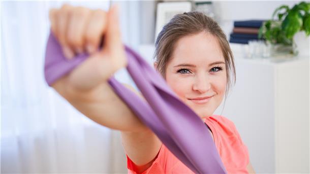 Nur zehn Minuten - Sport-Häppchen, die in jeden Alltag passen Nicht immer ist Zeit, um für anderthalb Stunden ins Fitnessstudio zu verschwinden. Wer zu Hause kleine Sporteinheiten einlegt, kann dem Körper ebenfalls Gutes tun.