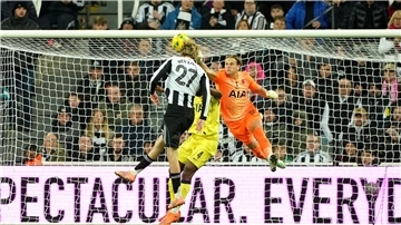 Woltemade trifft auch im Ligacup für Newcastle Nick Woltemade erzielte im Liga-Cup das 2:0 für Newcastle gegen Tottenham.