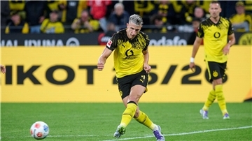 Nico Schlotterbeck steht noch bis 2027 beim BVB unter Vertrag - und danach? (Archivbild)