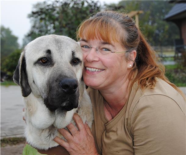 Nicole Benning mit ihrem Kangal-Rüden „Harm“.
