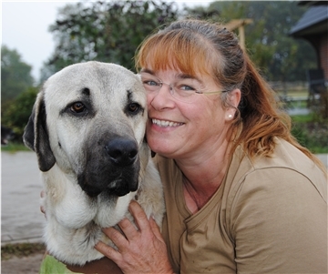 Nicole Benning mit ihrem Kangal-Rüden „Harm“.