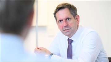 Niedersachsens neuer Ministerpräsident Olaf Lies will die geplanten Investitionen möglichst schnell sichtbar machen.