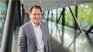 Nikolai Setzer arbeitet seit 1997 bei Continental, seit 2020 ist er Vorstandsvorsitzender.