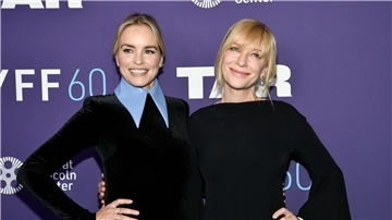 Nina Hoss (l) und Cate Blanchett.