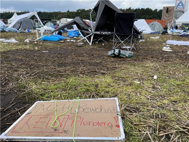 Alles Müll? So ließ das Party-Volk das Deichbrand-Gelände zurück Müll