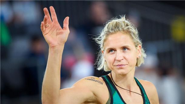 Beach-Volleyball: Ludwig verschiebt Abschied in Hamburg Noch bleibt sie im Turnier in Hambuirg: Laura Ludwig