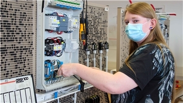 Noch gibt es in der Region viele freie Ausbildungsplätze. Gesucht werden vor allem Kraftfahrzeugmechatroniker, Anlagenmechaniker für Sanitär-, Heizungs- und Klimatechnik, Maurer und Elektroniker.