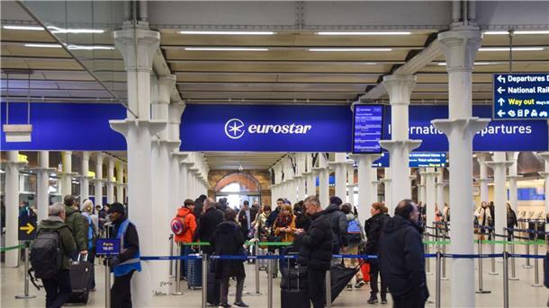 Mit dem Zug ohne Umstieg nach London? Plan wird konkreter Noch ist nicht klar, wann die ersten Direktzüge etwa von London nach Köln fahren sollen.