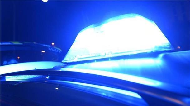 Noch unbekannte Täter haben in Kirchtimke einen Traktor gestohlen.