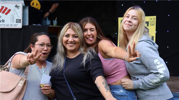 Nordenhamerinnen in Feierlaune (von links): Anja Gebel, Elisabeth Schäfer, Nicole Jurado und Natascha Gröning.