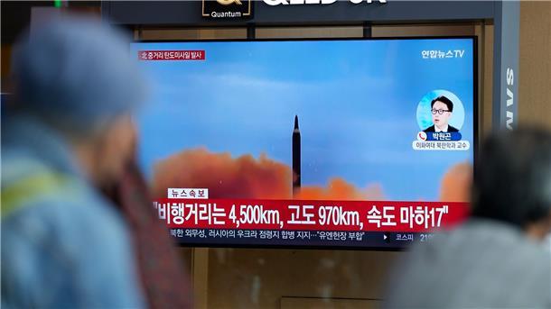 Nordkorea bezeichnet Raketenstarts als „Selbstverteidigung“ Nordkorea hat eine ballistische Mittelstreckenrakete über Japan abgefeuert.