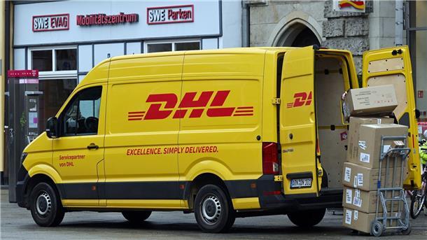 Normalerweise stellt der Paketdienstleister DHL eigenen Angaben zufolge nur etwa 6,3 Millionen Pakete pro Tag zu.