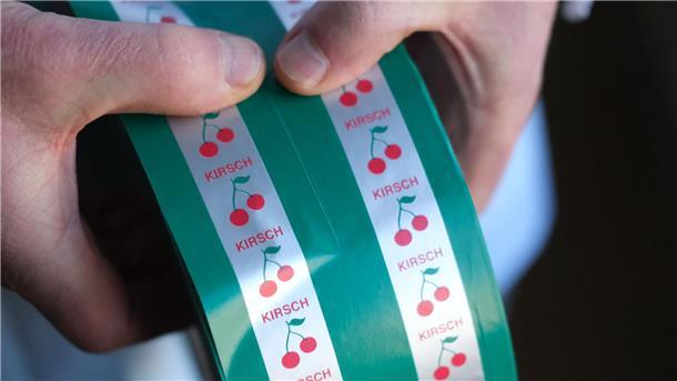 Nostalgie mit modernem Touch: Die Verpackung von Frukas sieht aus wie immer, ist nun aber nachhaltiger und aluminiumfrei. 