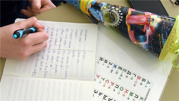 Nur ein Teil der aus der Ukraine geflüchteten und in der Gemeinde Wurster Nordseeküste lebenden Kinder besucht zurzeit eine Schule.